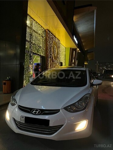 Hyundai Elantra 2013, 170,000 km - 1.8 l - Quba