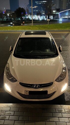 Hyundai Elantra 2013, 170,000 km - 1.8 l - Quba