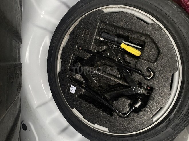 Hyundai Elantra 2013, 170,000 km - 1.8 l - Quba