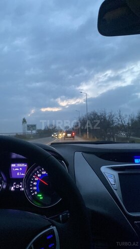 Hyundai Elantra 2013, 170,000 km - 1.8 l - Quba