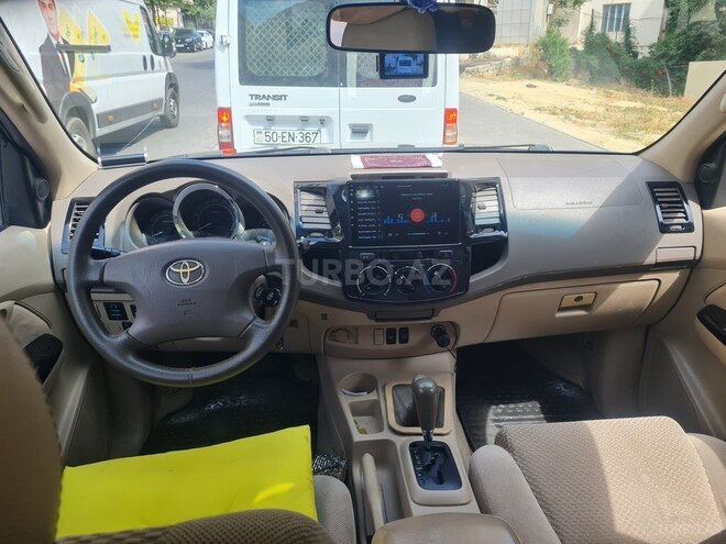Toyota Fortuner-8