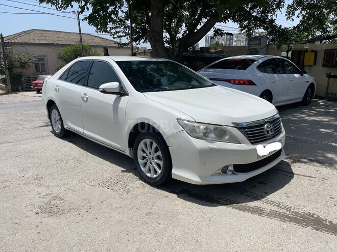 Toyota Camry-4