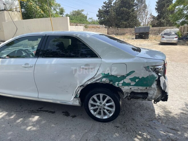 Toyota Camry-10