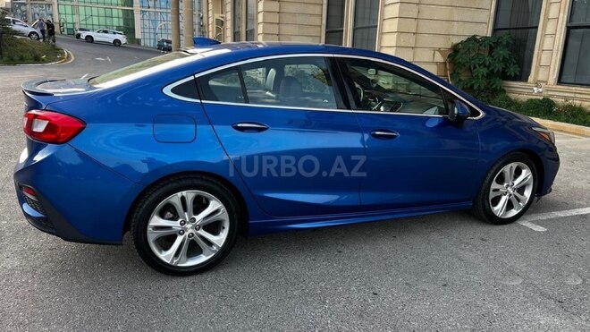 Chevrolet Cruze-10