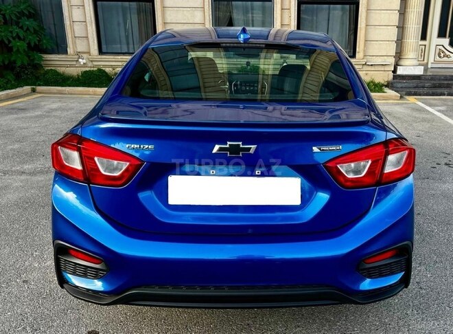 Chevrolet Cruze-9