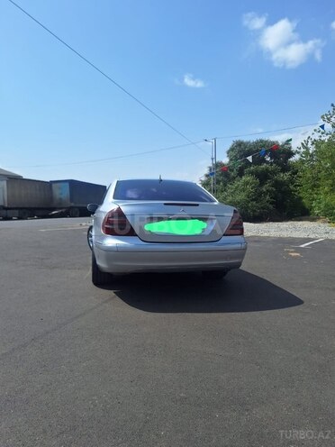 Mercedes E 270 2003, 450,000 km - 2.7 l - Bakı