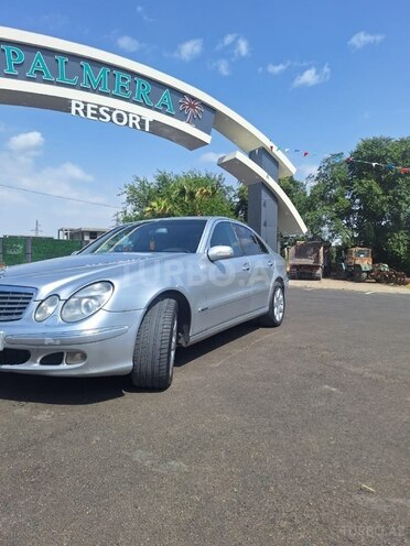 Mercedes E 270 2003, 450,000 km - 2.7 l - Bakı