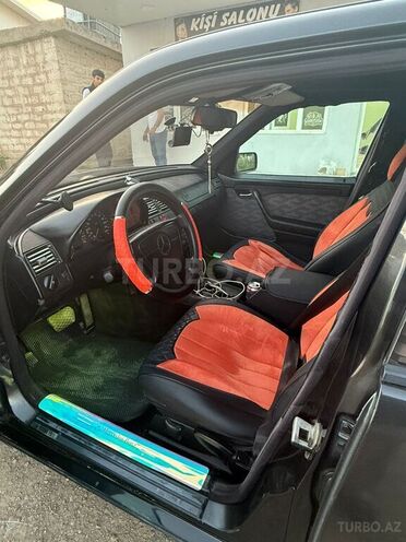 Mercedes C 180 1995, 521,772 km - 1.8 л - Saatlı