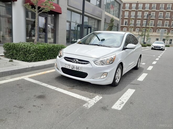 Hyundai Accent 2017, 100,800 km - 1.6 л - Bakı