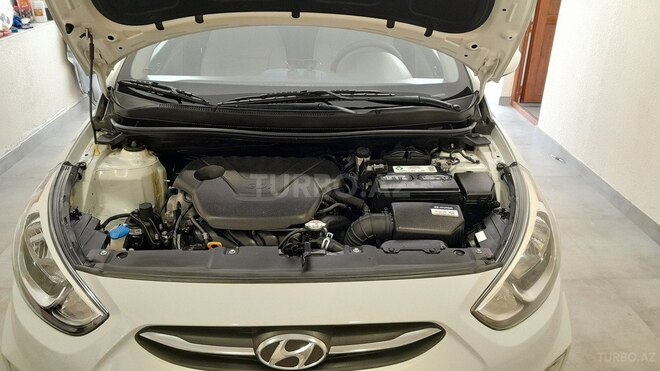 Hyundai Accent 2017, 100,800 km - 1.6 л - Bakı
