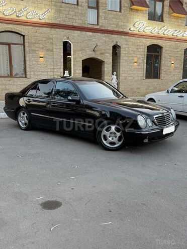 Mercedes E 320 1999, 514,500 km - 3.2 l - Yevlax