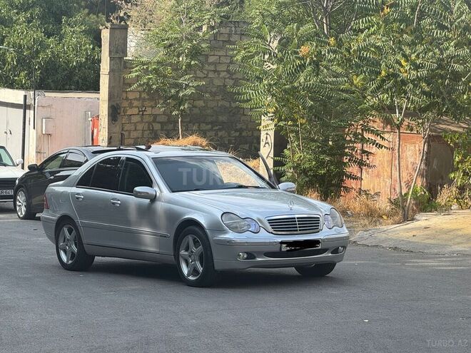 Mercedes C 240-6