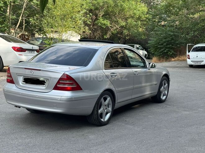 Mercedes C 240-4