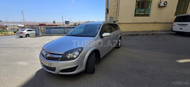 Opel Astra 2010, 280,000 km - 1.3 l - Bakı