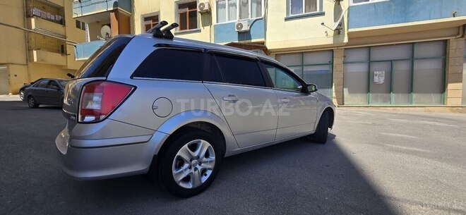Opel Astra 2010, 280,000 km - 1.3 l - Bakı