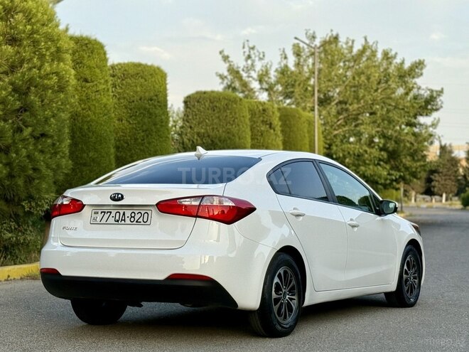 Kia Forte-14