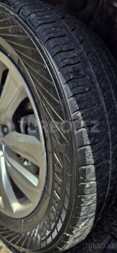 Kia Sorento 2010, 285,000 km - 2.0 l - Bakı