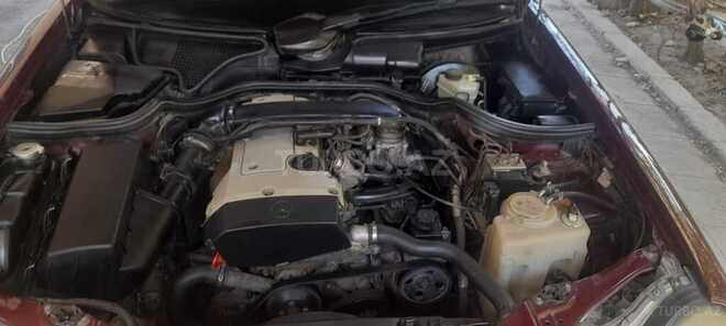 Mercedes E 200 1999, 338,552 km - 2.0 l - Hacıqabul