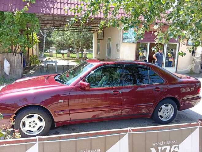 Mercedes E 200 1999, 338,552 km - 2.0 l - Hacıqabul
