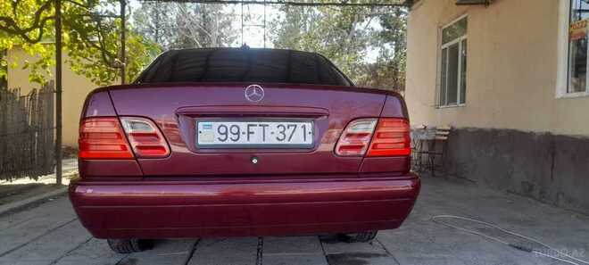 Mercedes E 200 1999, 338,552 km - 2.0 l - Hacıqabul