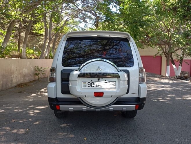 Mitsubishi Pajero 2008, 183,000 km - 3.0 l - Bakı
