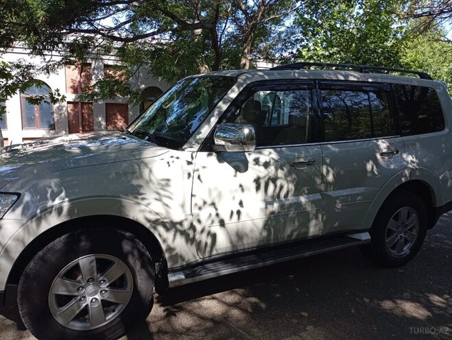 Mitsubishi Pajero 2008, 183,000 km - 3.0 l - Bakı