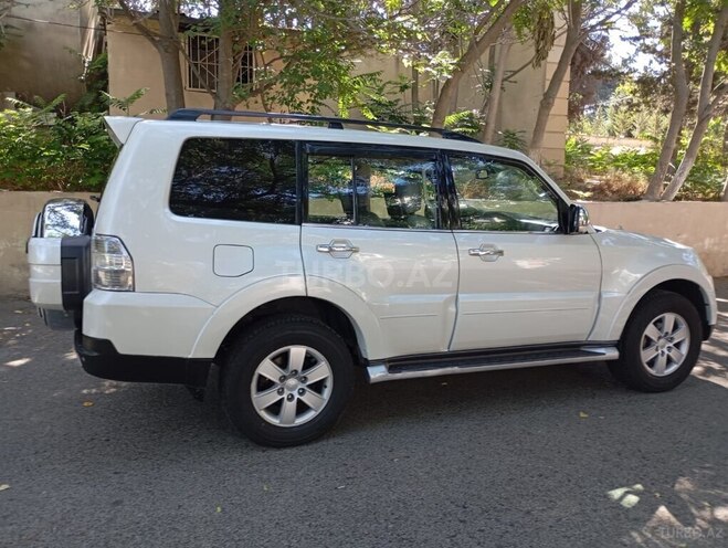 Mitsubishi Pajero 2008, 183,000 km - 3.0 l - Bakı
