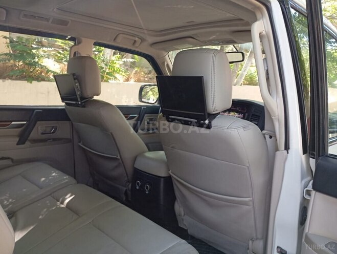 Mitsubishi Pajero 2008, 183,000 km - 3.0 l - Bakı