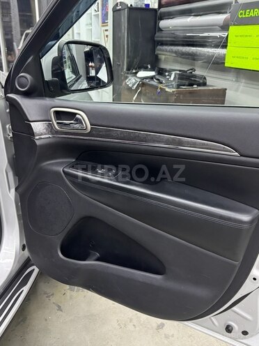 Jeep Grand Cherokee 2011, 255,000 km - 3.6 л - Bakı