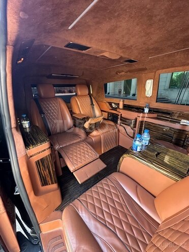 Mercedes V 220 2018, 135,000 km - 2.2 l - Bakı