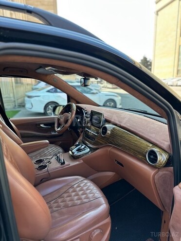 Mercedes V 220 2018, 135,000 km - 2.2 l - Bakı