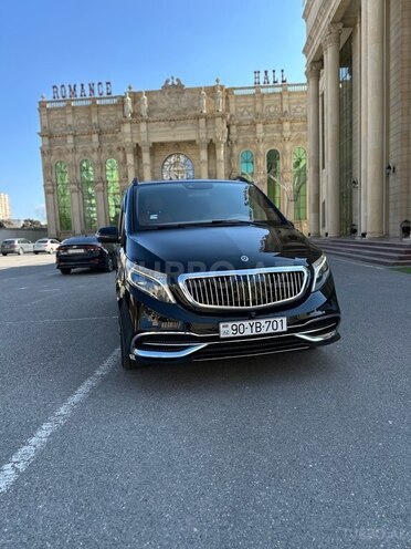 Mercedes V 220 2018, 135,000 km - 2.2 l - Bakı