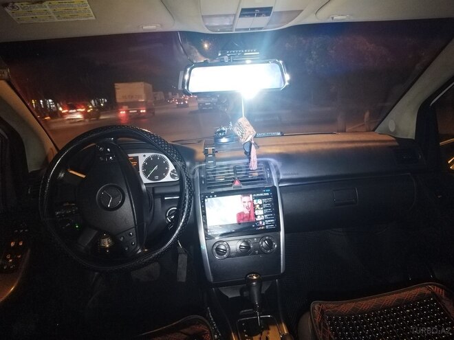 Mercedes B 170 2007, 222,000 km - 1.7 l - Bakı