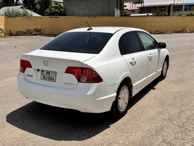 Honda Civic 2008, 280,000 km - 1.3 l - Salyan