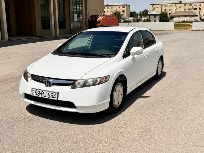 Honda Civic 2008, 280,000 km - 1.3 l - Salyan