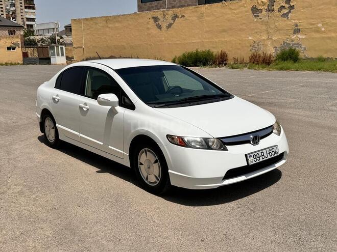 Honda Civic 2008, 280,000 km - 1.3 l - Salyan