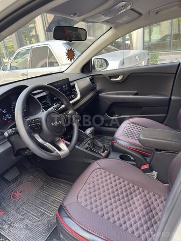 Kia Stonic-10