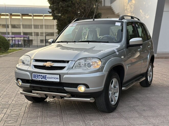 Chevrolet Niva 2016, 28,800 km - 1.7 l - Bakı