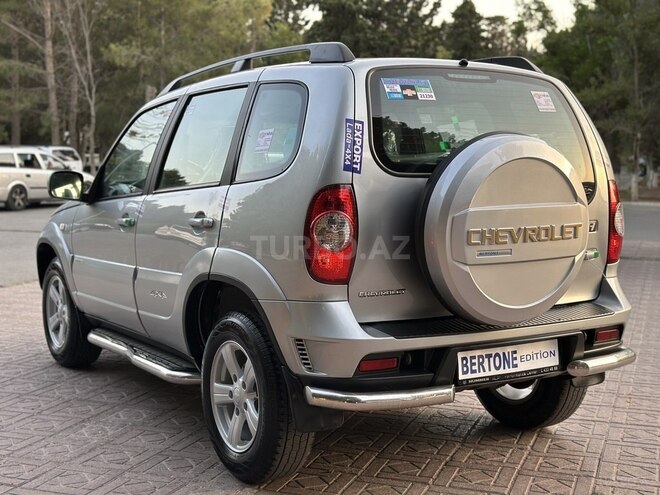 Chevrolet Niva 2016, 28,800 km - 1.7 l - Bakı