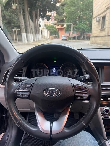 Hyundai Elantra 2020, 70,000 km - 2.0 л - Gəncə
