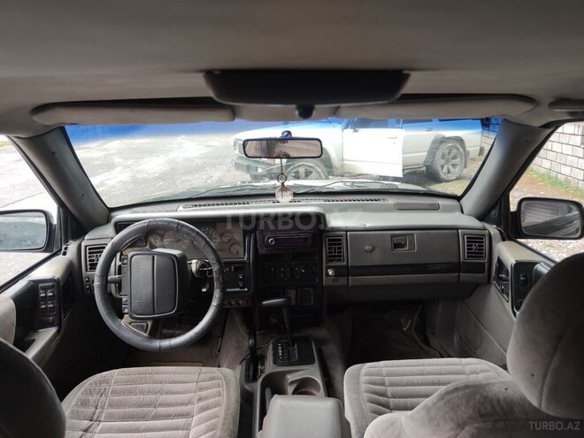 Jeep Grand Cherokee 1996, 247,000 km - 4.0 l - Qax