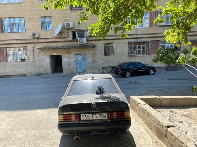 Mercedes 190 1991, 337,640 km - 2.0 л - Bakı