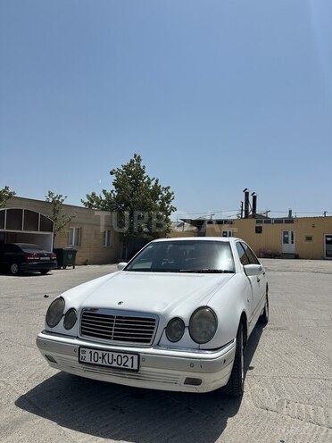 Mercedes E 430 1999, 300,000 km - 4.3 l - Bakı