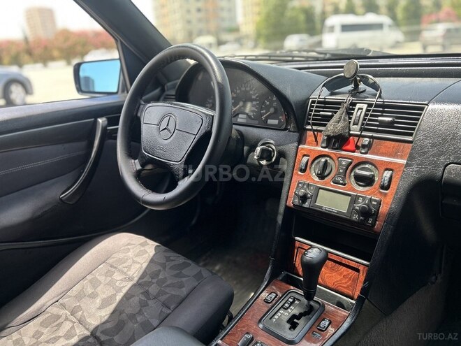 Mercedes C 220 d 1998, 334,528 km - 2.2 l - Sumqayıt