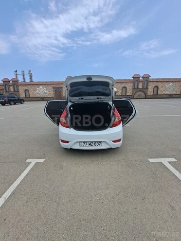 Hyundai Accent 2014, 258,000 km - 1.6 л - Bakı
