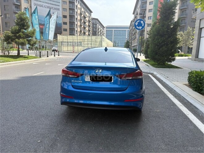 Hyundai Elantra 2016, 92,296 km - 2.0 l - Bakı