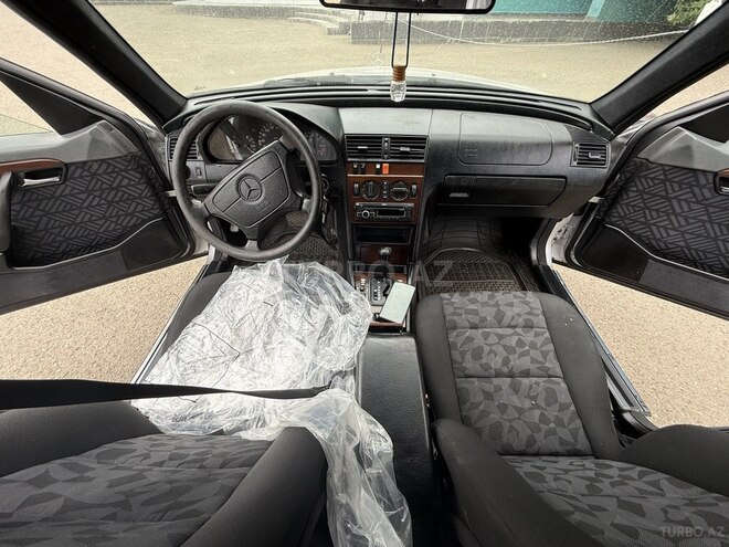 Mercedes C 180 1995, 349,000 km - 1.8 л - Ağstafa
