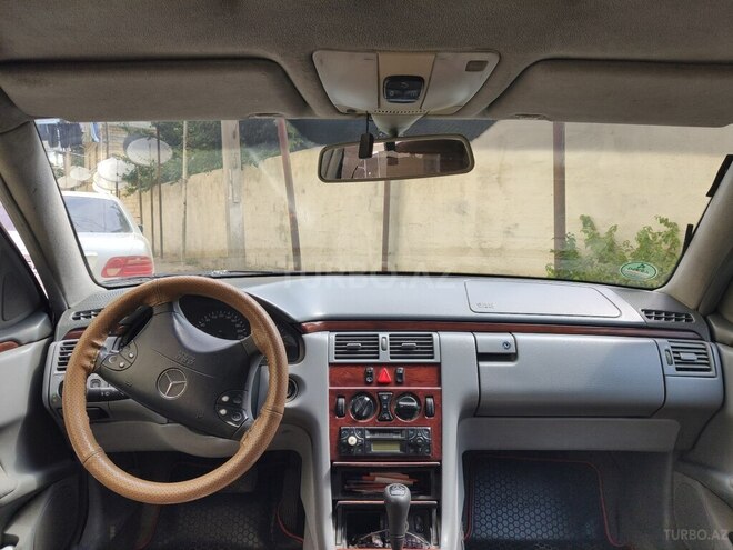 Mercedes E 220 d 1999, 600,000 km - 2.2 l - Bakı