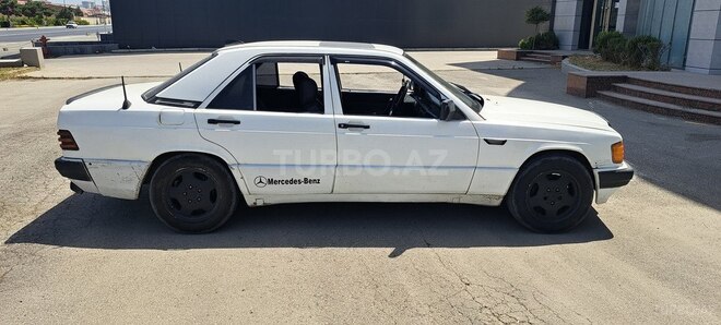 Mercedes 190 1990, 309,466 km - 2.0 l - Sumqayıt