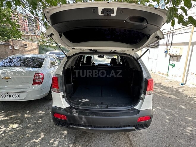 Kia Sorento 2010, 235,000 km - 2.0 l - Bakı